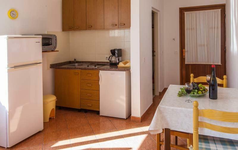 Apartmani Mudronja Μούρτερ Εξωτερικό φωτογραφία